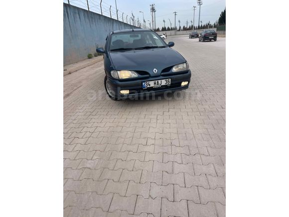 Sahibinden otomatik  bakımlı Megan 1 