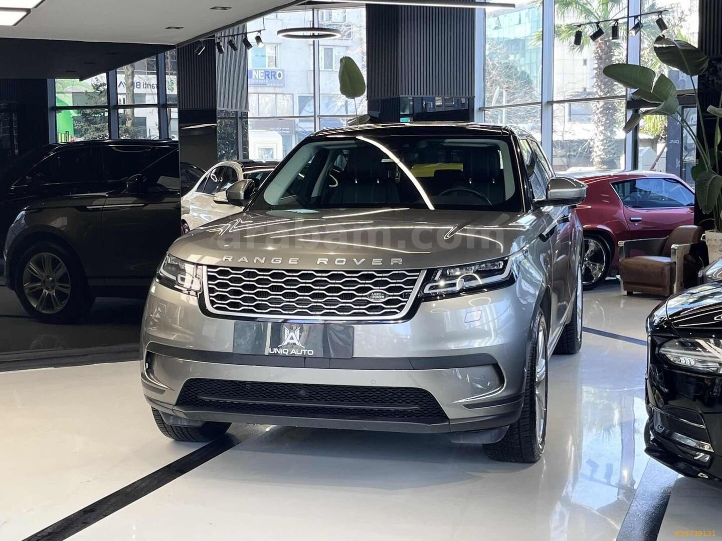 Galeriden Land Rover Range Velar 2.0 TD4 SE 2020 Model İstanbul 70.000 km Kahverengi 1
