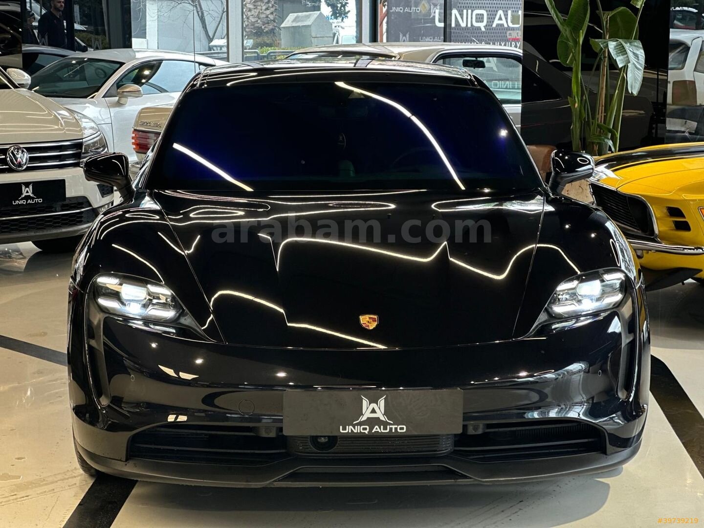 Galeriden Porsche Taycan Elektrik 4S Performance Plus 2020 Model İstanbul 30.000 km Siyah 2