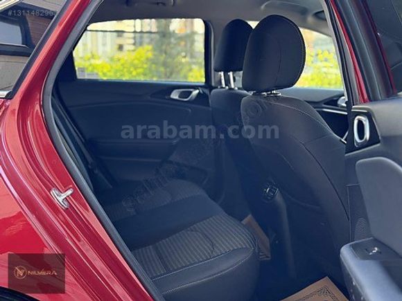 NİLVERA MOTORS'DAN 2023 KİA CEED 1.5 T-GDI ELEGANCE