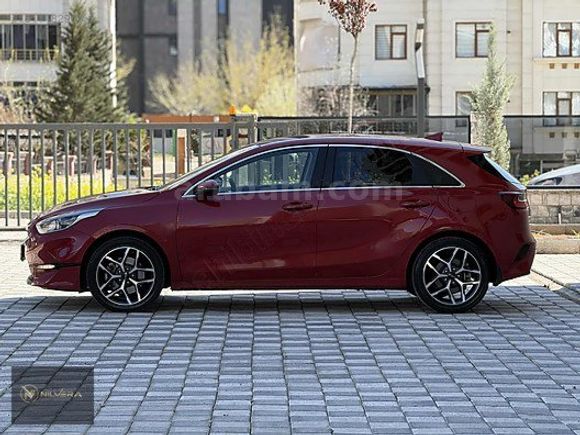NİLVERA MOTORS'DAN 2023 KİA CEED 1.5 T-GDI ELEGANCE