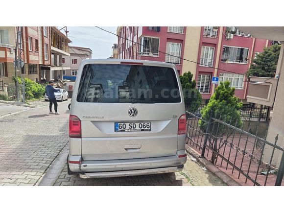 Sahibinden Volkswagen Caravelle 2.0 TDI Comfortline 2015 Model  241.000 km Gri
