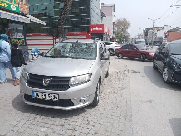 Sahibinden Dacia Logan 1.5 dCi MCV Ambiance 2014 Model