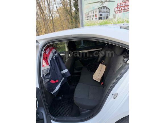 Sahibinden Skoda Octavia 1.6 TDI Optimal 2016 Model 