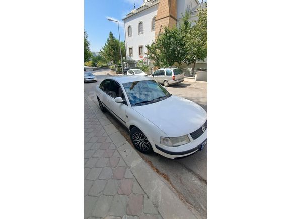 Sahibinden Volkswagen Passat 1.8