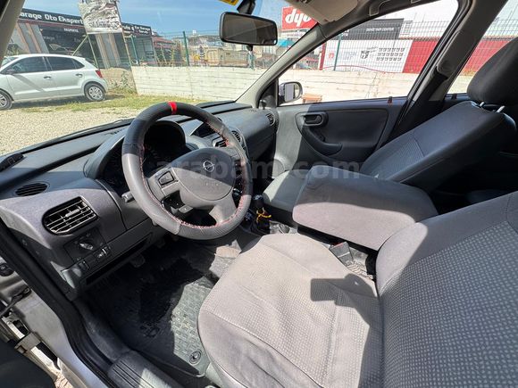 Sahibinden Temiz-Opel Corsa 1.0 Essentia 2004 Model 