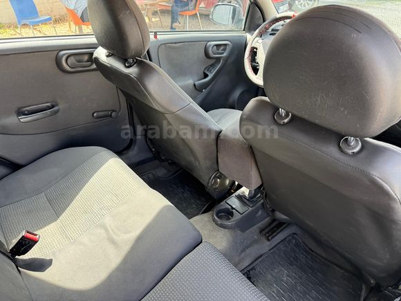 Sahibinden Temiz-Opel Corsa 1.0 Essentia 2004 Model 