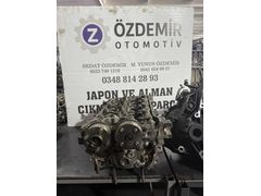 Toyota corola 1Zr silindir kapağı