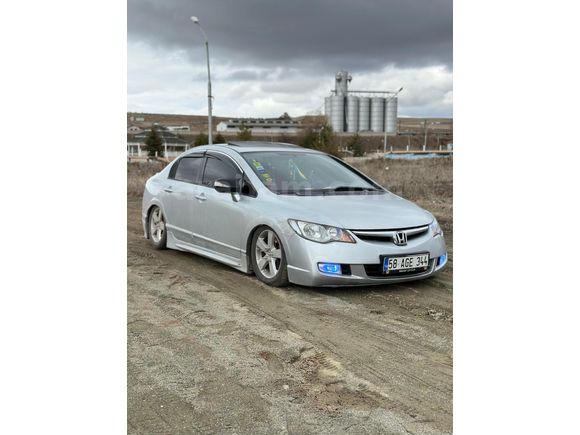 Sahibinden Honda Civic 1.6i VTEC Elegance 2007 Model