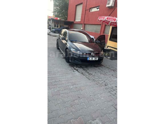 Sahibinden Volkswagen Golf 1.6 TDi BlueMotion Comfortline 2017 Model  153.000 km Gri (metalik)şanzuman kavrama Dsg tüpü değişti trigrr akü değişti 