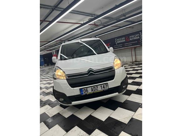 Sahibinden Citroen Berlingo 1.6 HDi Combi 2017 Model  209.000 km Beyaz