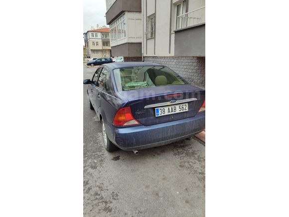 Sahibinden Ford Focus 1.6 Ghia 2000 Model