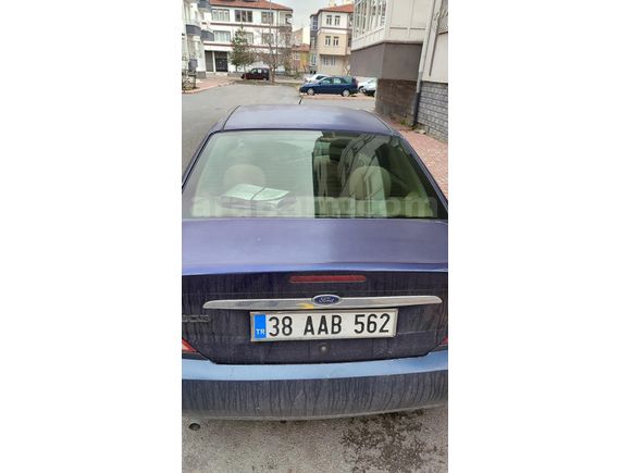 Sahibinden Ford Focus 1.6 Ghia 2000 Model