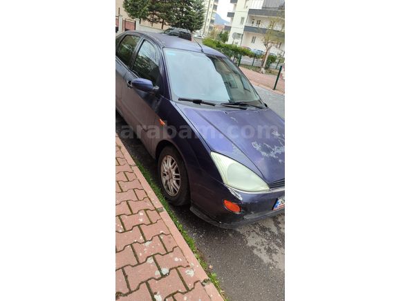 Sahibinden Ford Focus 1.6 Ghia 2000 Model