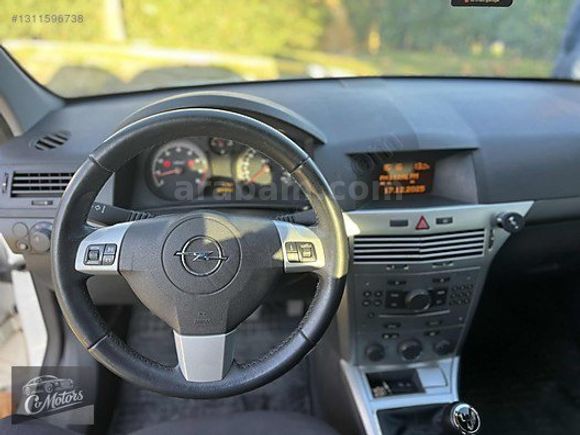 CO MOTORS'DAN 2013 OPEL ASTRA ESSENTİA 1.6 BENZİN&LPG DEĞİŞENSİZ