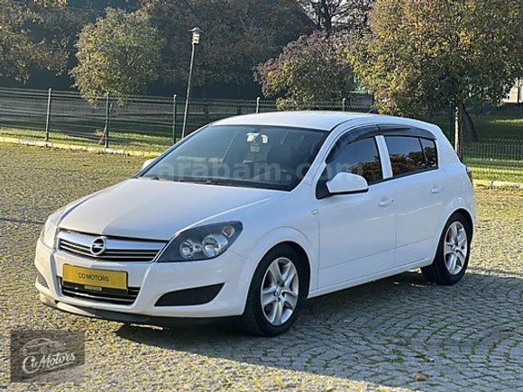 CO MOTORS'DAN 2013 OPEL ASTRA ESSENTİA 1.6 BENZİN&LPG DEĞİŞENSİZ