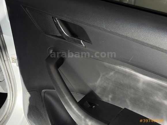 | UNIQ AUTO | 2015 SKODA RAPID-GREENTEC-AMBITION