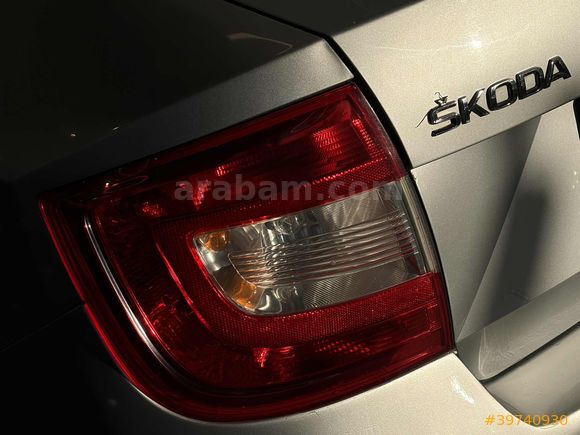 | UNIQ AUTO | 2015 SKODA RAPID-GREENTEC-AMBITION