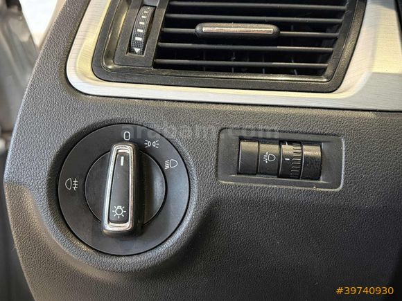 | UNIQ AUTO | 2015 SKODA RAPID-GREENTEC-AMBITION