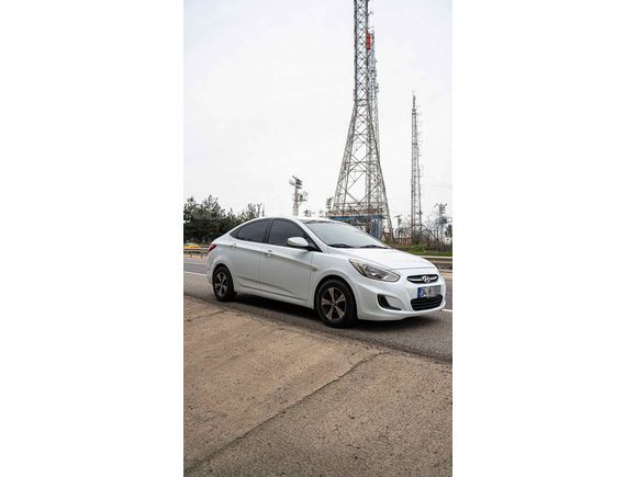 Sahibinden Hyundai Accent Blue 1.6 CRDI Mode Plus 2015 Model 