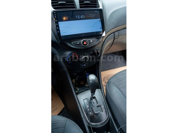 Sahibinden Hyundai Accent Blue 1.6 CRDI Mode Plus 2015 Model 