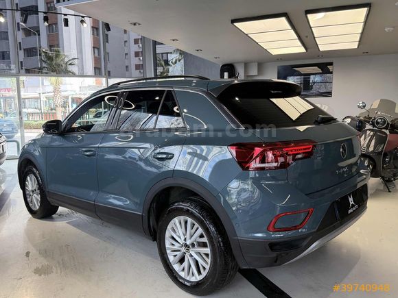 | UNIQ AUTO | 2024 VOLKSWAGEN T-ROC ELKTRKLİ AYNA CARPLAY