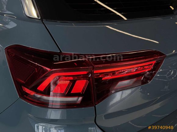 | UNIQ AUTO | 2024 VOLKSWAGEN T-ROC ELKTRKLİ AYNA CARPLAY