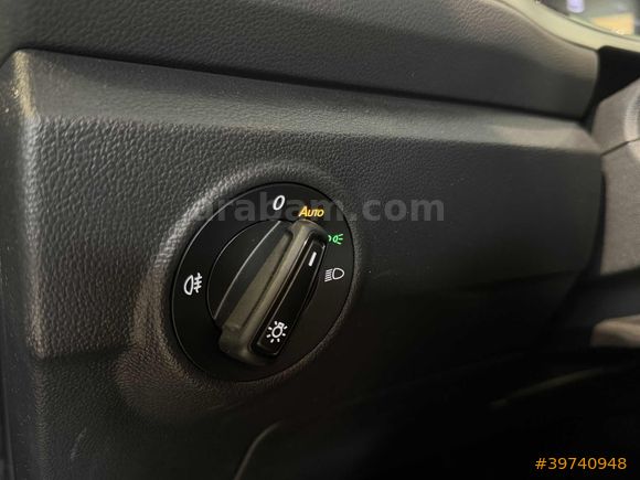 | UNIQ AUTO | 2024 VOLKSWAGEN T-ROC ELKTRKLİ AYNA CARPLAY