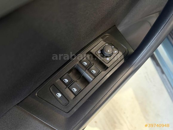 | UNIQ AUTO | 2024 VOLKSWAGEN T-ROC ELKTRKLİ AYNA CARPLAY