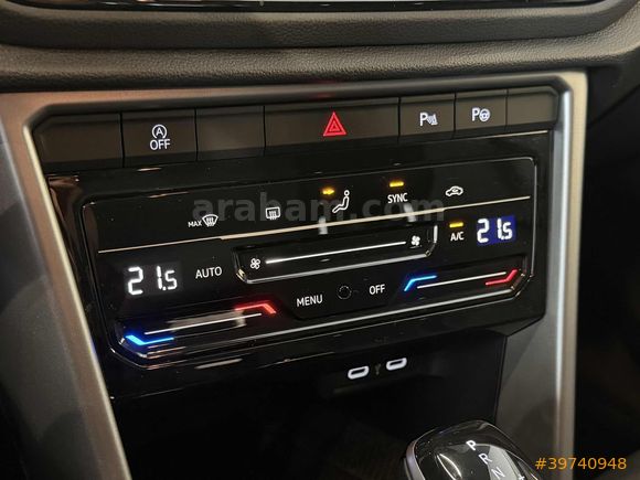 | UNIQ AUTO | 2024 VOLKSWAGEN T-ROC ELKTRKLİ AYNA CARPLAY