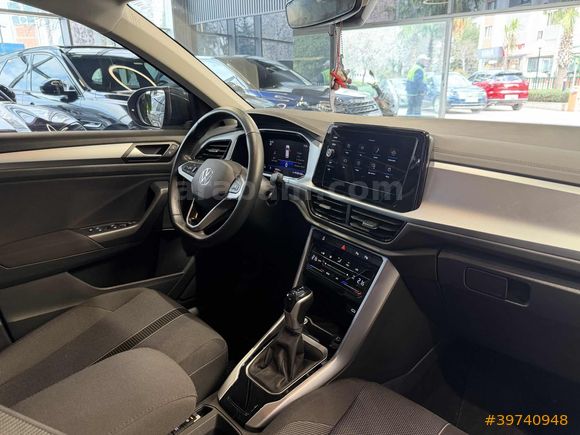 | UNIQ AUTO | 2024 VOLKSWAGEN T-ROC ELKTRKLİ AYNA CARPLAY
