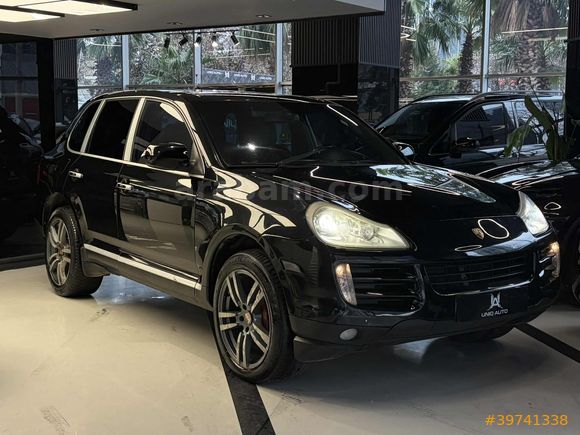 | UNIQ AUTO | 2008 PORSCHE CAYENNE C.TAVAN E.KLTK GERIGORUS