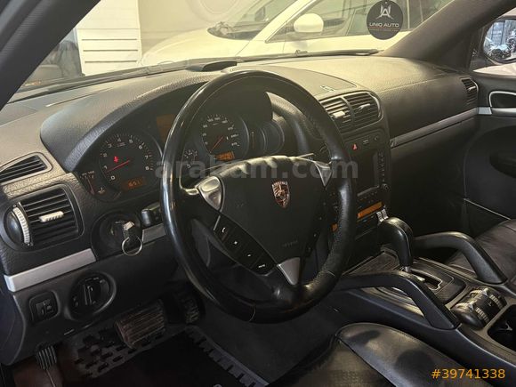 | UNIQ AUTO | 2008 PORSCHE CAYENNE C.TAVAN E.KLTK GERIGORUS