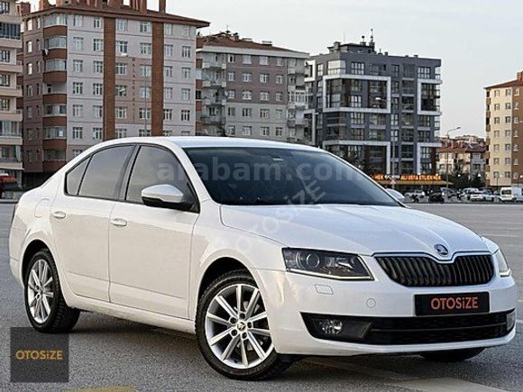 OTOSİZE'DEN SKODA OCTAVİA 1.6 TDİ STYLE CR GERİ GÖRÜŞ 17 JANT