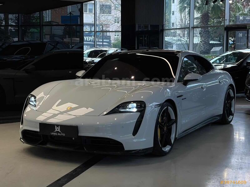 Galeriden Porsche Taycan Elektrik Turbo S 2019 Model İstanbul 87.000 km Beyaz