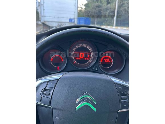 Galeriden Citroen C4 1.6 e-HDi Confort 2012 Model İzmir