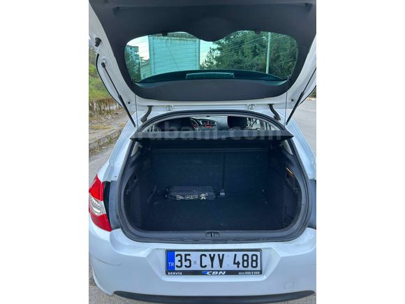 Galeriden Citroen C4 1.6 e-HDi Confort 2012 Model İzmir
