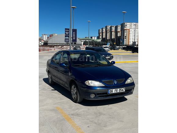 Sahibinden Renault Megane 1.6 RTA 2000 Model 