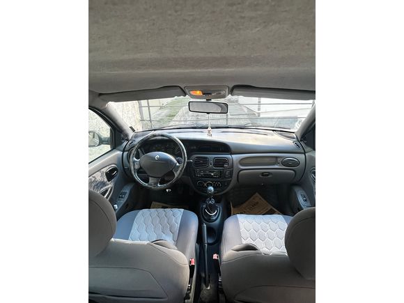 Sahibinden Renault Megane 1.6 RTA 2000 Model 