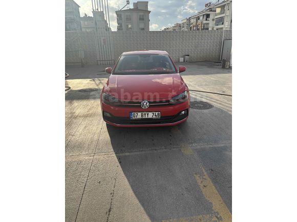 Sahibinden Volkswagen Polo 1.0 TSi Highline 2018 Model  137.000 km Kırmızı