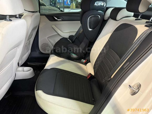 | UNIQ AUTO | 2016 SKODA RAPID STYLE OTOMATIK