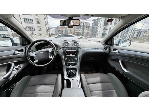 2013 FORD MONDEO BAKIMLI MOTOR YENİ REKTİFİYE SORUNSUZ