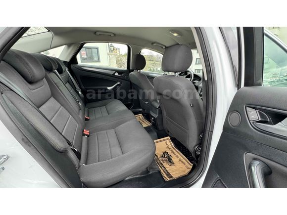 2013 FORD MONDEO BAKIMLI MOTOR YENİ REKTİFİYE SORUNSUZ