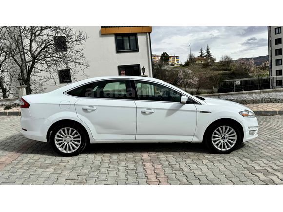 2013 FORD MONDEO BAKIMLI MOTOR YENİ REKTİFİYE SORUNSUZ