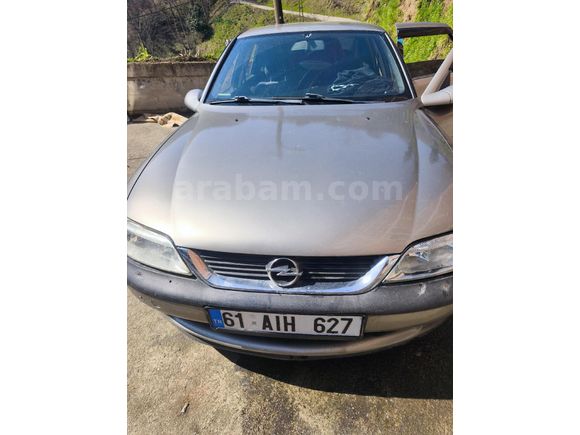 Sahibinden Opel Vectra 1.8 CD 1996 Model