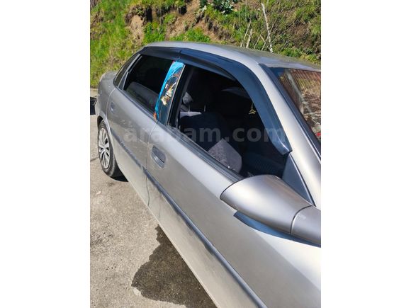 Sahibinden Opel Vectra 1.8 CD 1996 Model