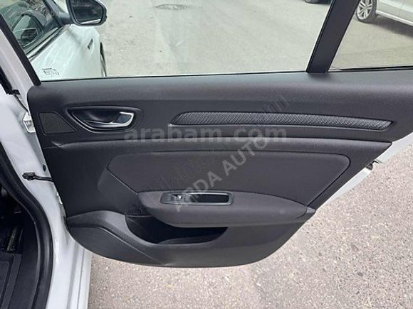 DEĞİŞENSİZ 1.5 DİZEL OTOMATİK TOUCH PAKET