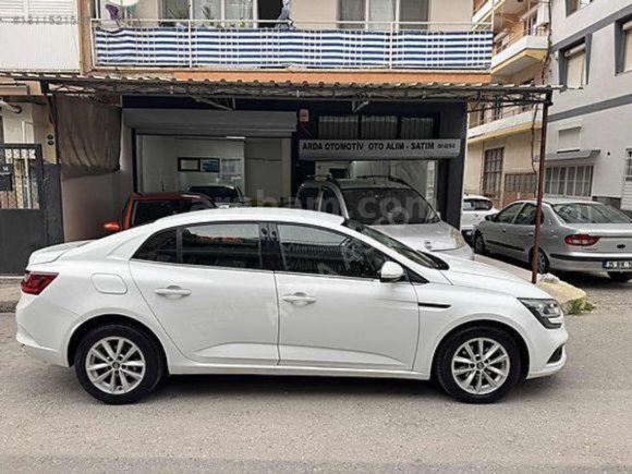 DEĞİŞENSİZ 1.5 DİZEL OTOMATİK TOUCH PAKET