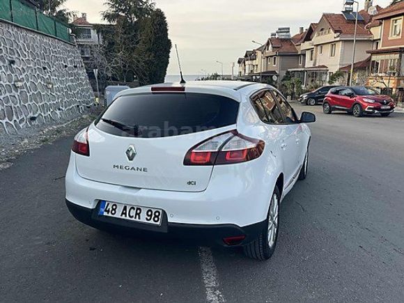 2015_MODEL_HATASIZ_OTOMATİK_120 BIN KM'DE