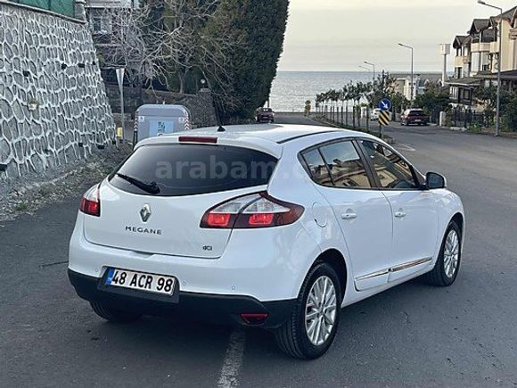 2015_MODEL_HATASIZ_OTOMATİK_120 BIN KM'DE